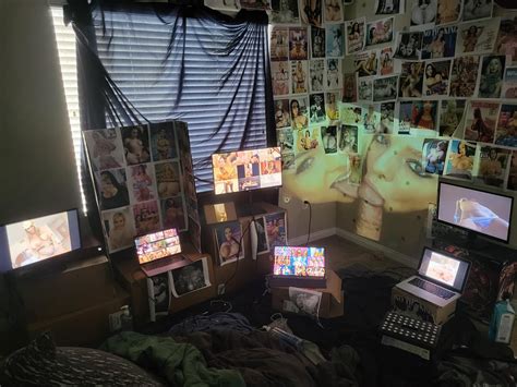 VR Goon Room .